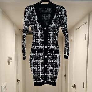 Fashion Nova Black and White Patterned Long Sleeve Dress Size XS